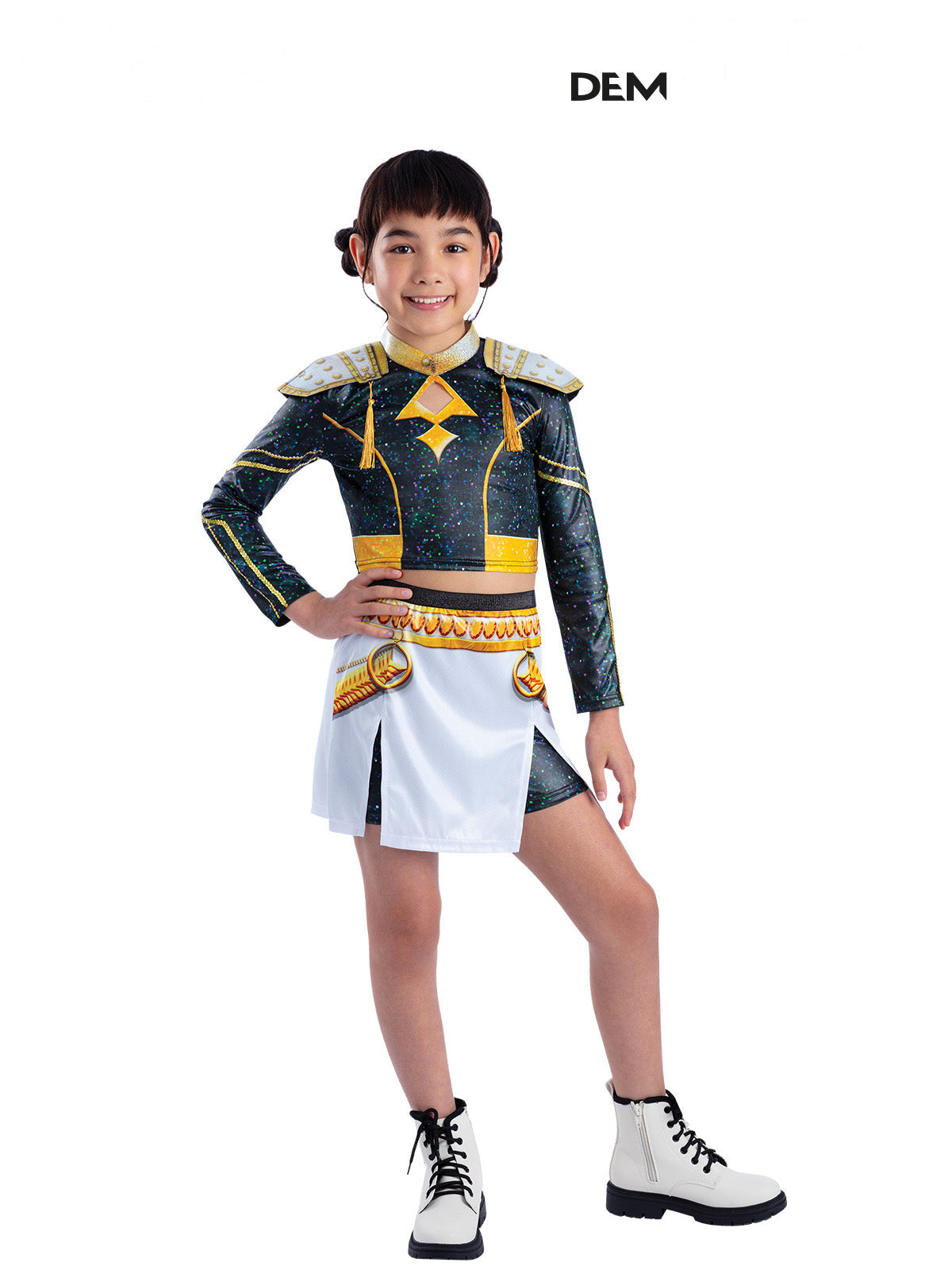 Girl in the K-Pop Zoey Golden Deluxe costume with a black jacket with gold shoulder pieces and white pleated skirt