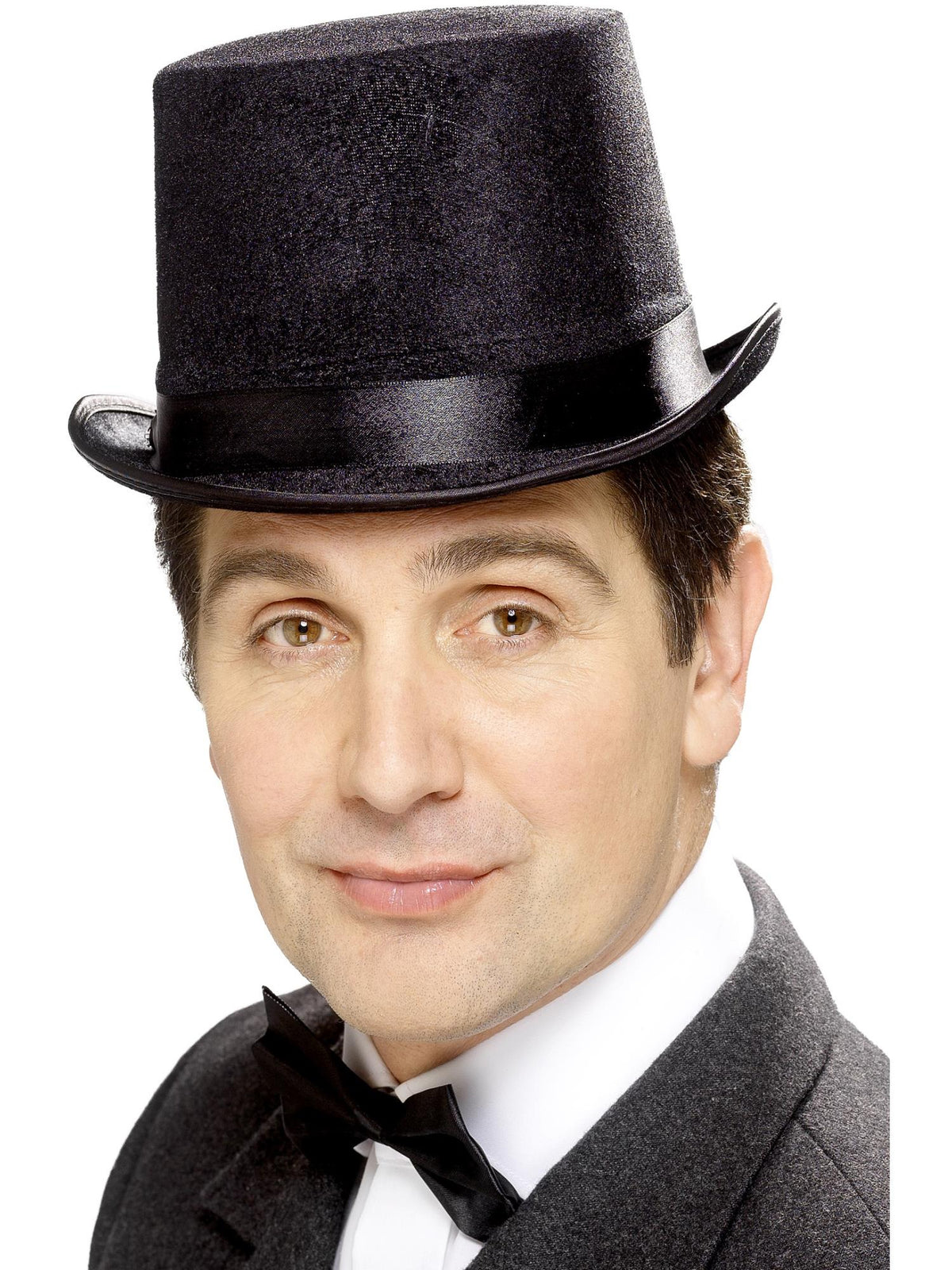 Man wearing a black felt topper hat with satin band
