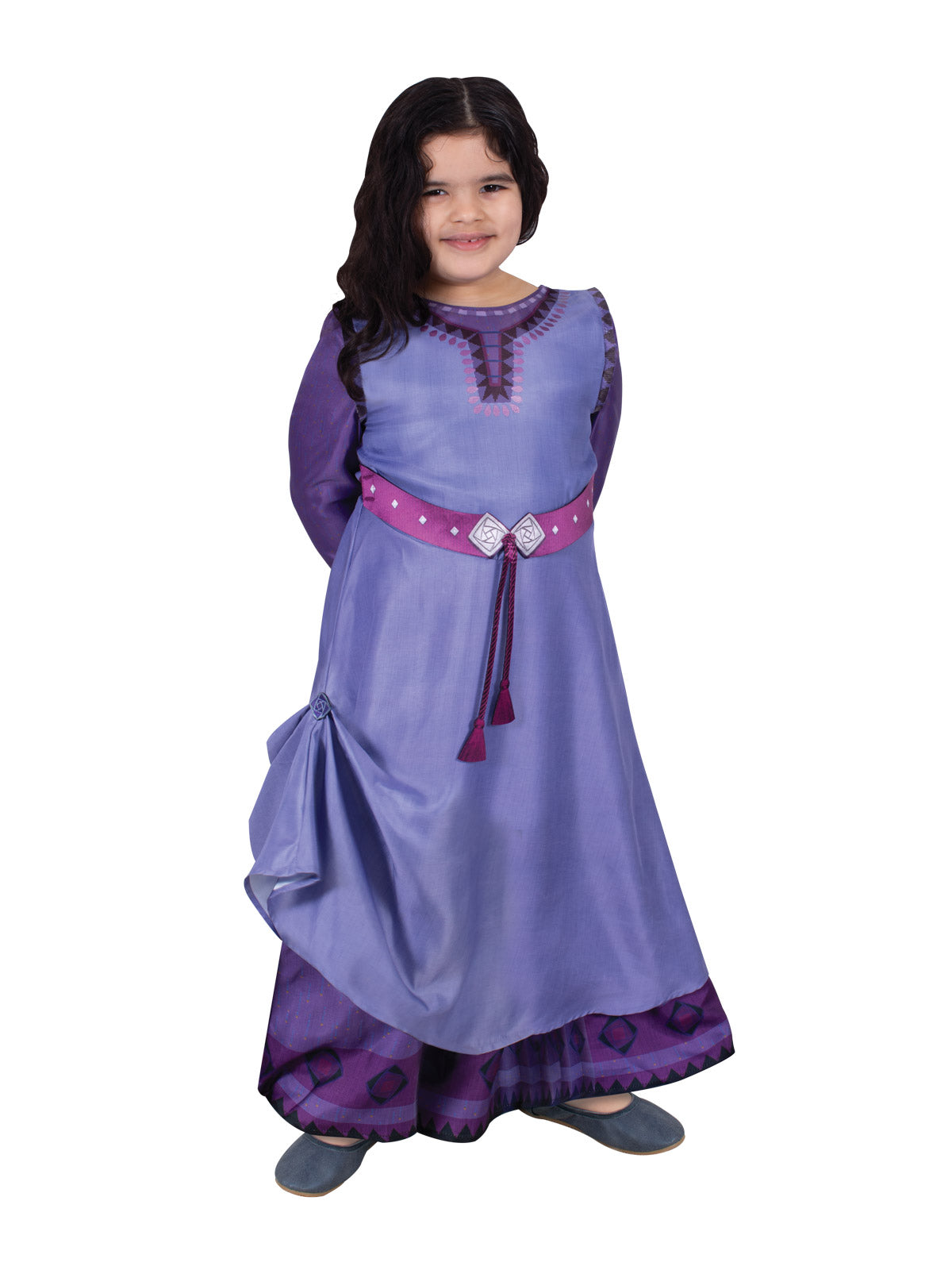 Girl in Wish Asha costume, a long-sleeved lilac dress with purple underskirt and tasselled belt