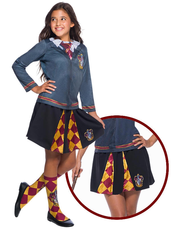 Girl wearing the Gryffindor skirt with maroon and gold inset panels